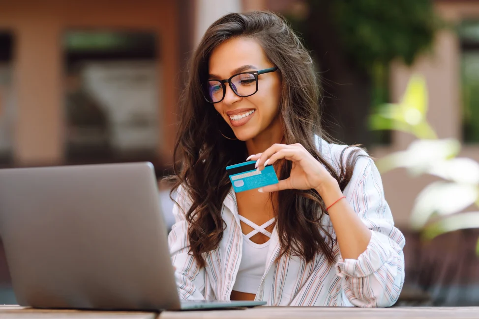 Automating Merchant Onboarding for an eCommerce Leader  